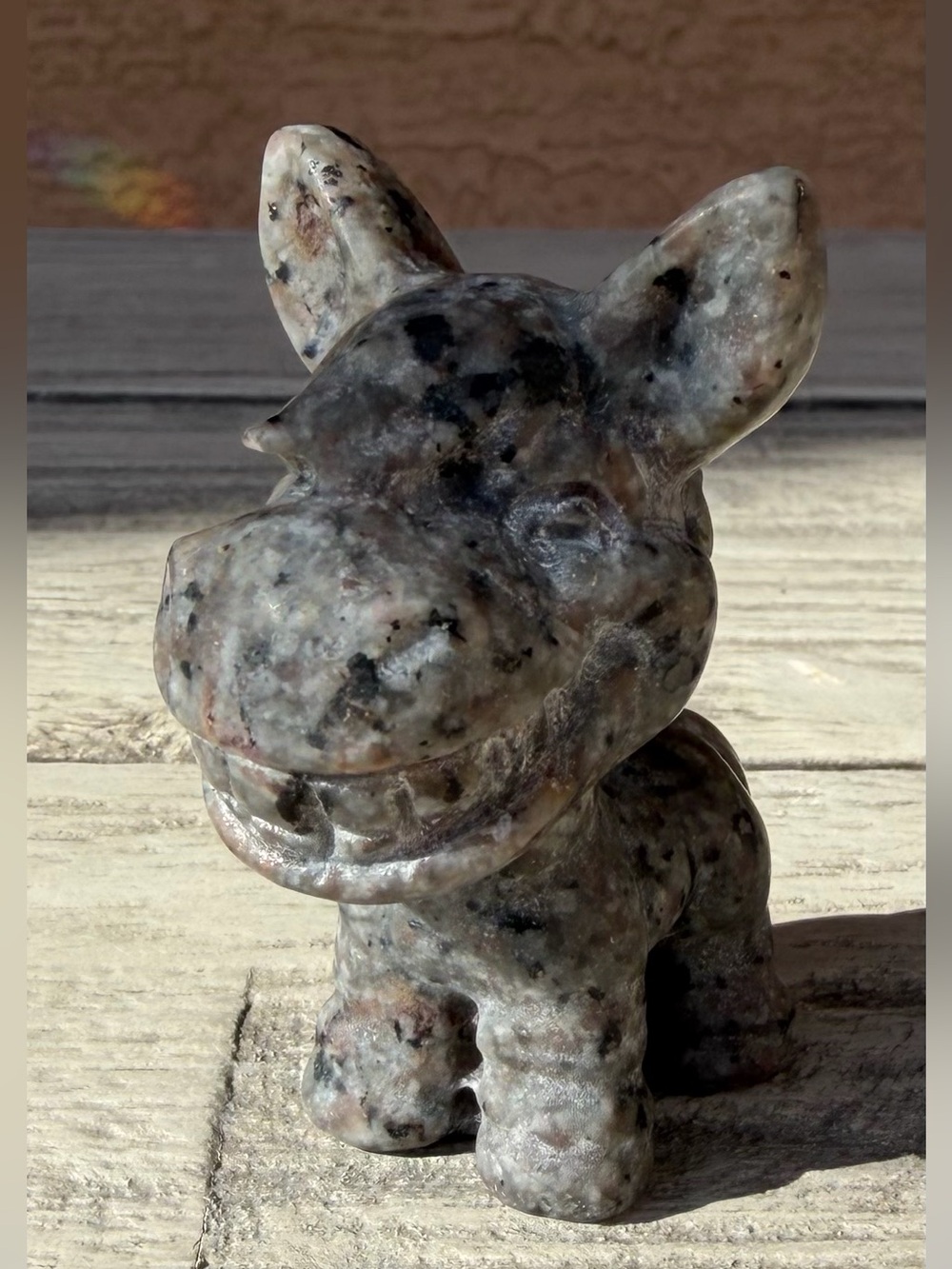 Natural Yooperlite Donkey Shrek Stone Carving UV Reactive Figurine - Picture 3 of 12